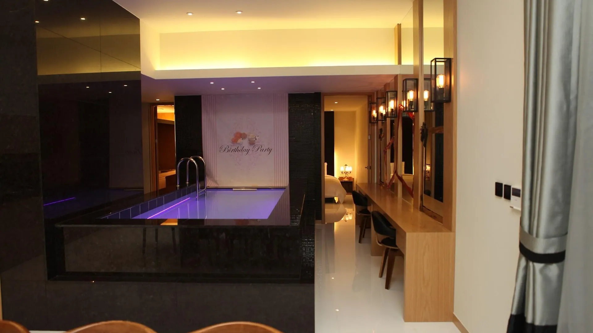 Grammos Hotel Seoul 3*,  South Korea