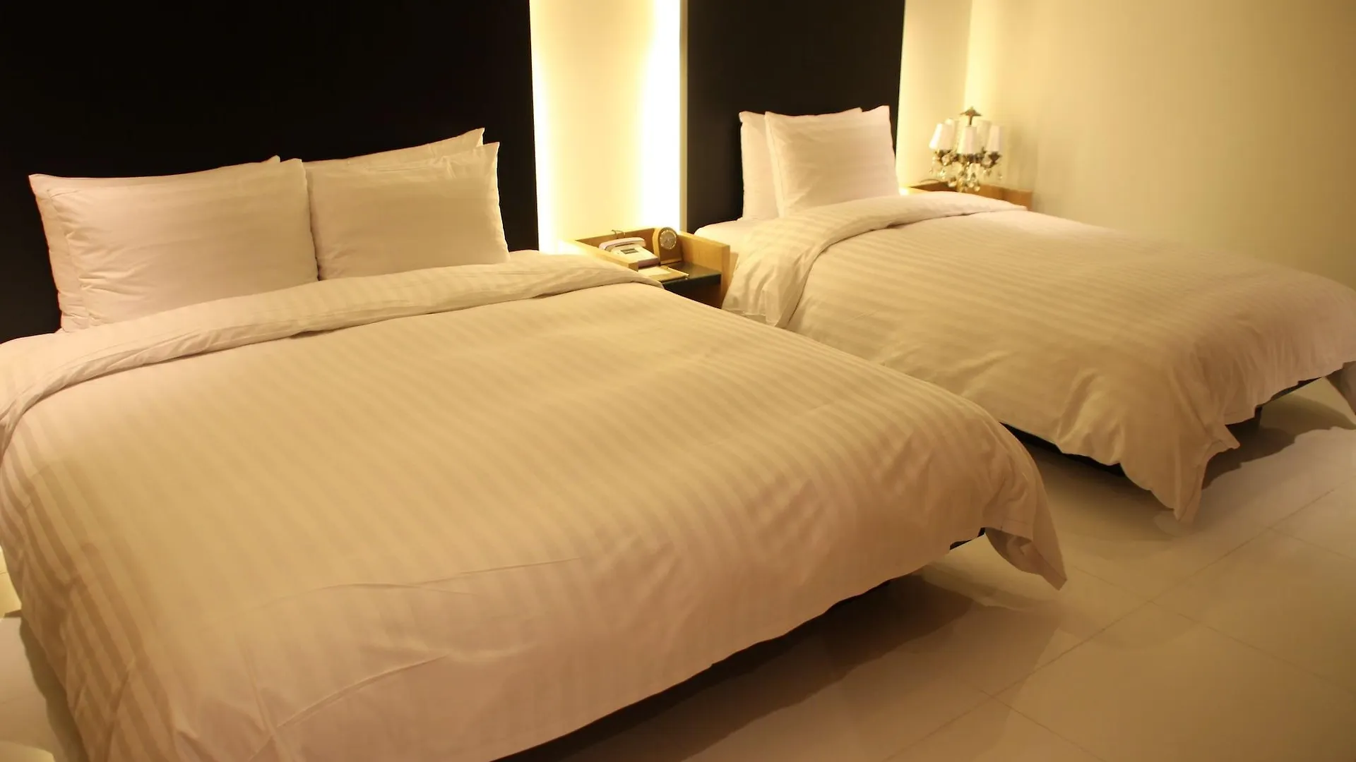 Grammos Hotel Seoul 3*,