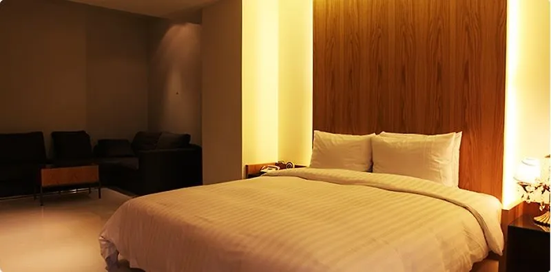 Grammos Hotel Seoul 3*,